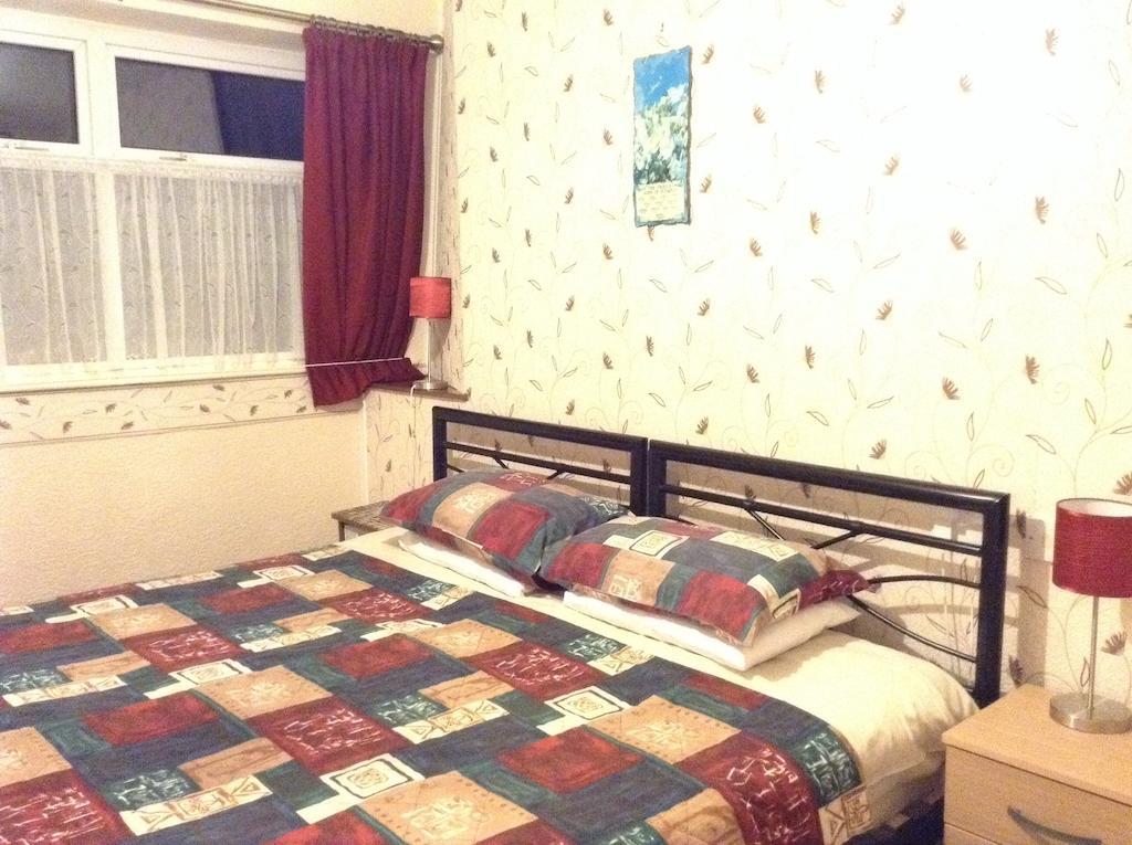 Guest house Hornby Villa- 4star B&b-couples & Families Only