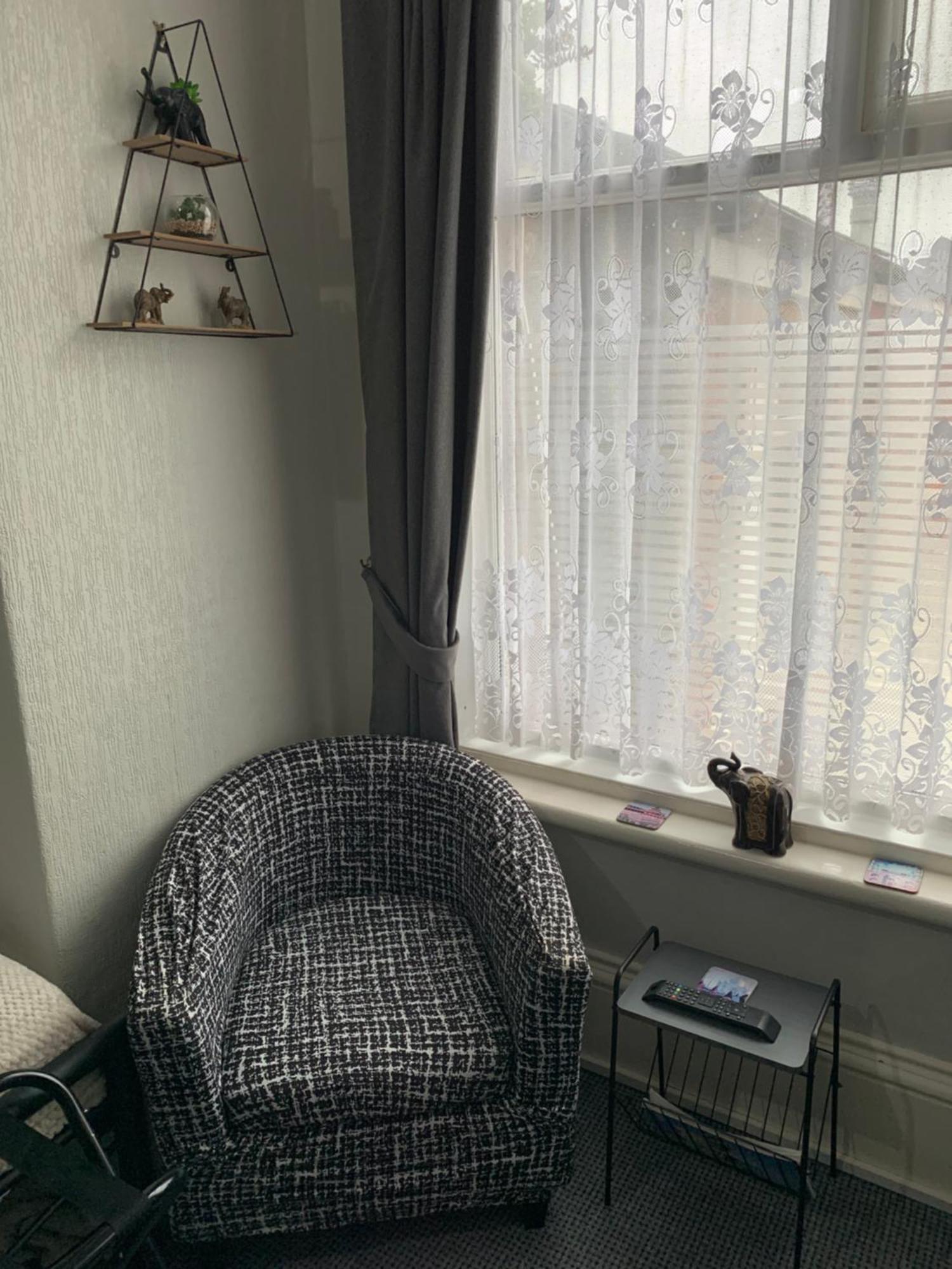 Guest house Hornby Villa- 4star B&b-couples & Families Only Blackpool