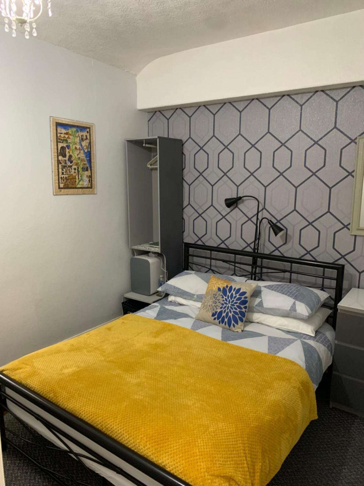 Hornby Villa- 4star B&b-couples & Families Only Guest house Blackpool